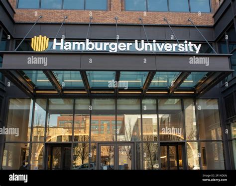 hamburger university mission